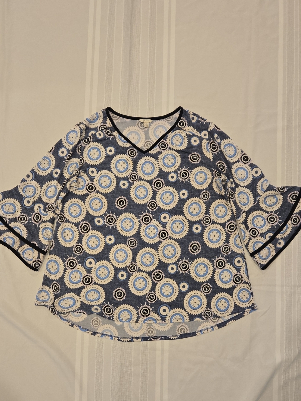 Blue Medallion Print V-Neck 3/4 Bell Sleeve Top